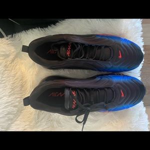 Nike AirMax 720 never worn